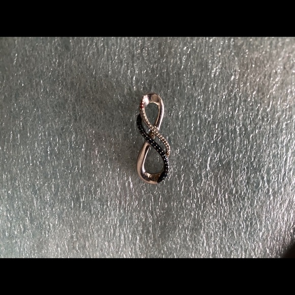 Pendant - Picture 2 of 4
